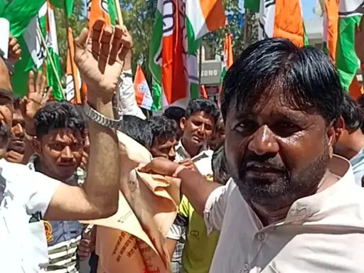 विधायक गणेश घोघरा