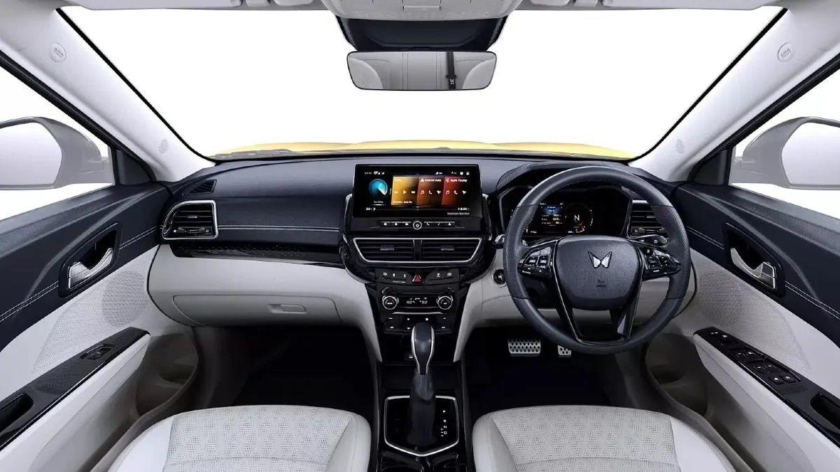 Mahindra XUV 3XO