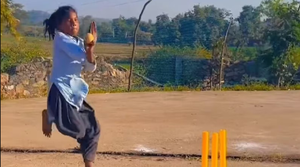 sushila meena bowling