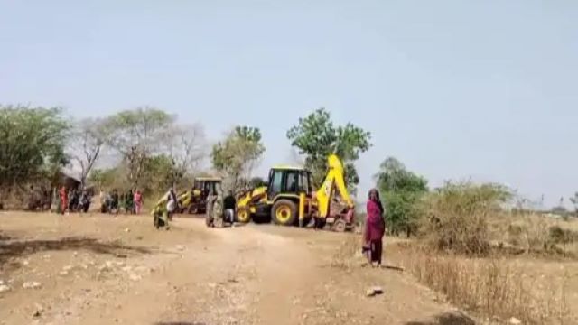 डूंगरपुर कॉलेज निर्माण हमला