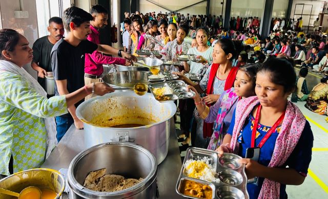 जील रेन वेयर का एक ऐसा आधुनिक रसोईघर