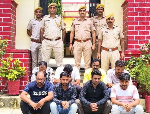 धम्बोला पुलिस ने 8 जुआरी पकड़े