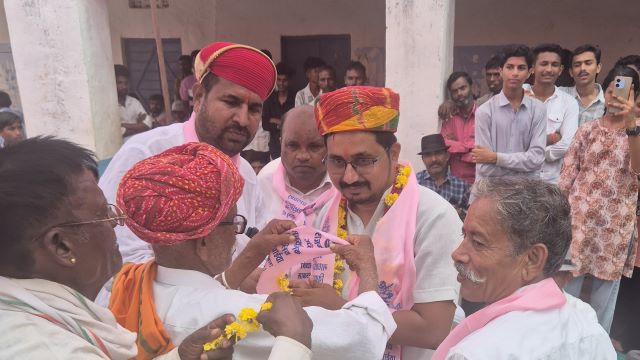 आसपुर विधायक उमेश डामोर